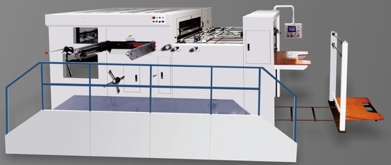 Máquina que corta con tintas de la maquinaria semi automática del paquete con el sistema de localización doble