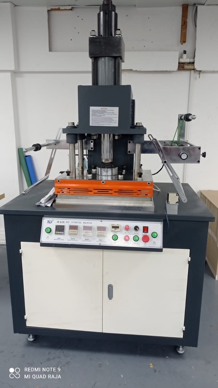 Máquina de prensado de burbujas para cajas múltiples 500BP para equipos de preprensa en la industria del embalaje e impresión
