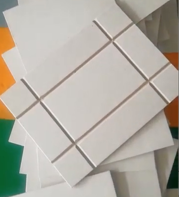 máquina que acanala automática 3.7Kw para la cartulina Grey Paper Board